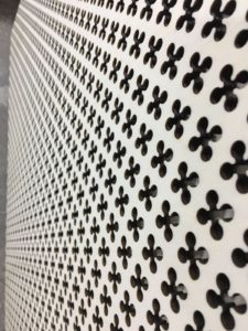 משרביית עץ בחיתוך לייזר