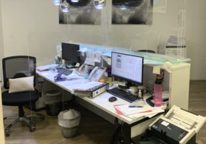 מחיצות קורונה למשרד