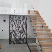 משרביה ממתכת לבית