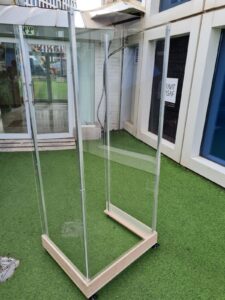 מחיצה על גלגלים