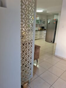 משרביה קטנה לסלון